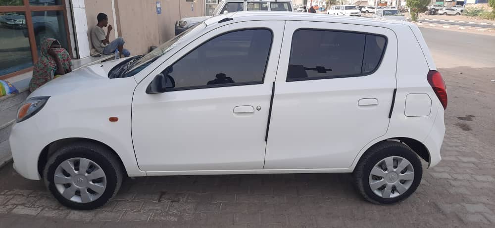 Suzuki Alto 2020, essence, parfait état, climatisée — photo 1