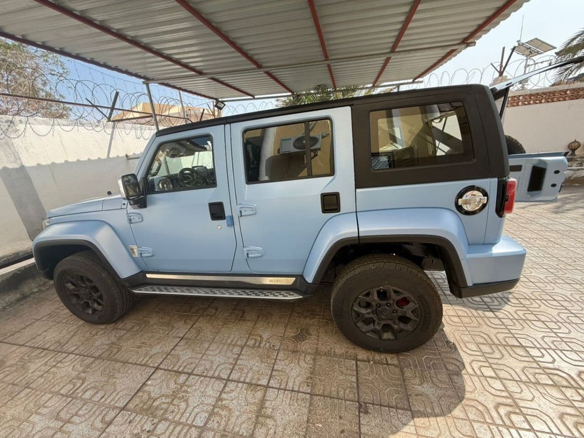 Baic BJ40 Plus 4x4, économique, garantie jusqu'en 2026 — photo 1