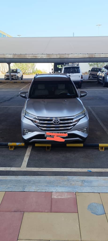Toyota Rush en très bon état — photo 1