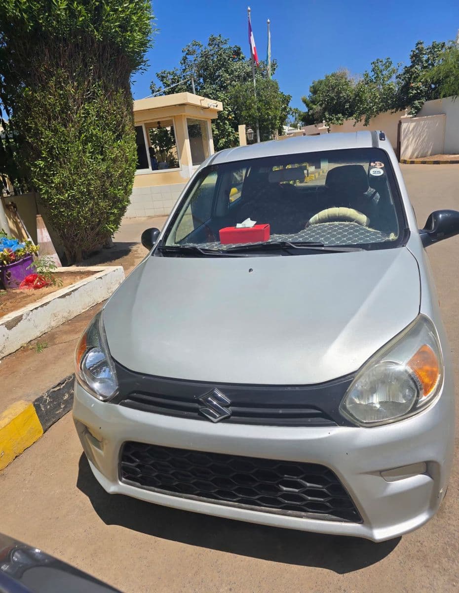 Suzuki Alto 2016, essence, boîte manuelle — photo 1