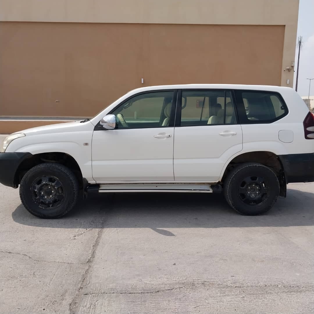 Toyota Prado en excellent état, manuelle, diesel — photo 1