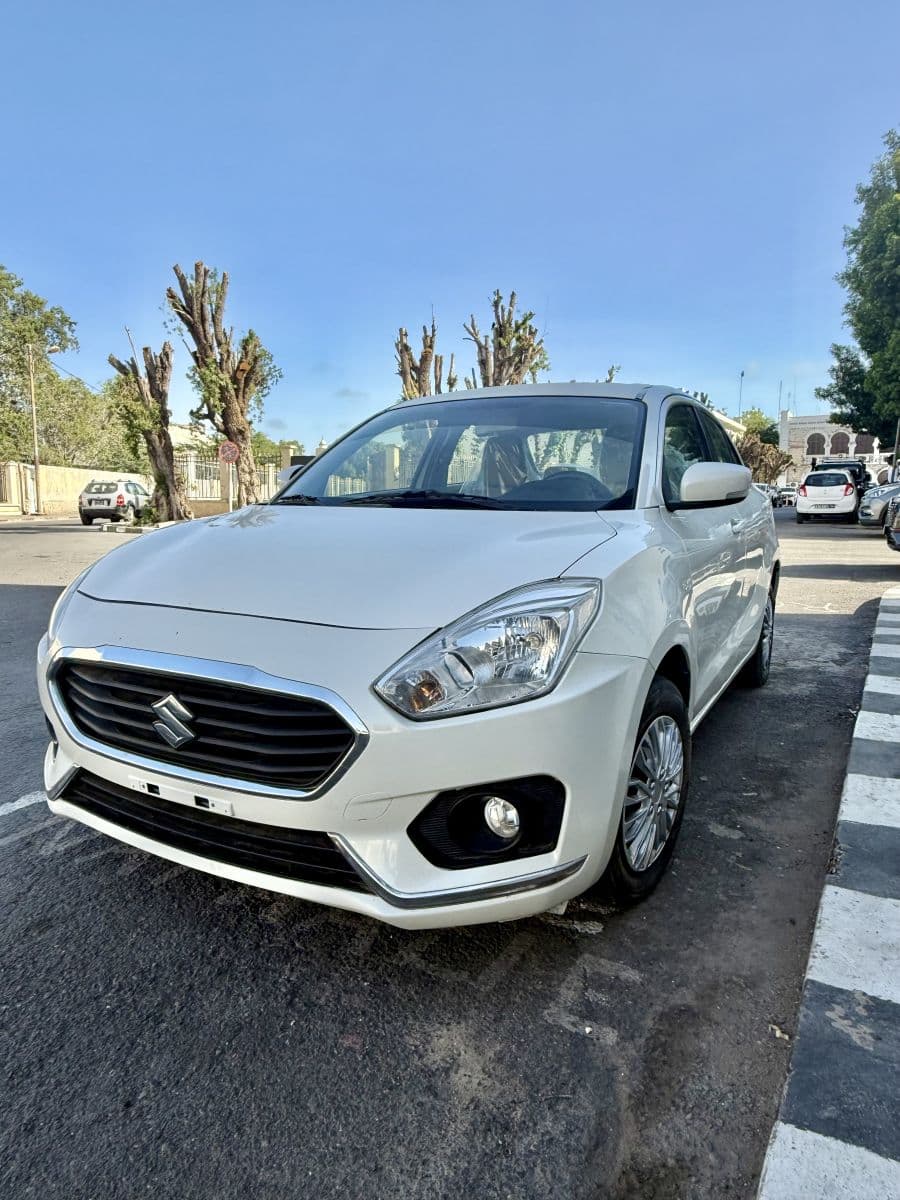 Suzuki Dzire — photo 1